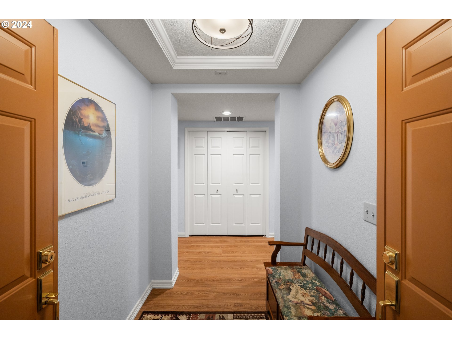 15420 Northeast Knott Street, Unit 18 Portland, OR 97230 - Photo 2 of 25 Entrance/Foyer