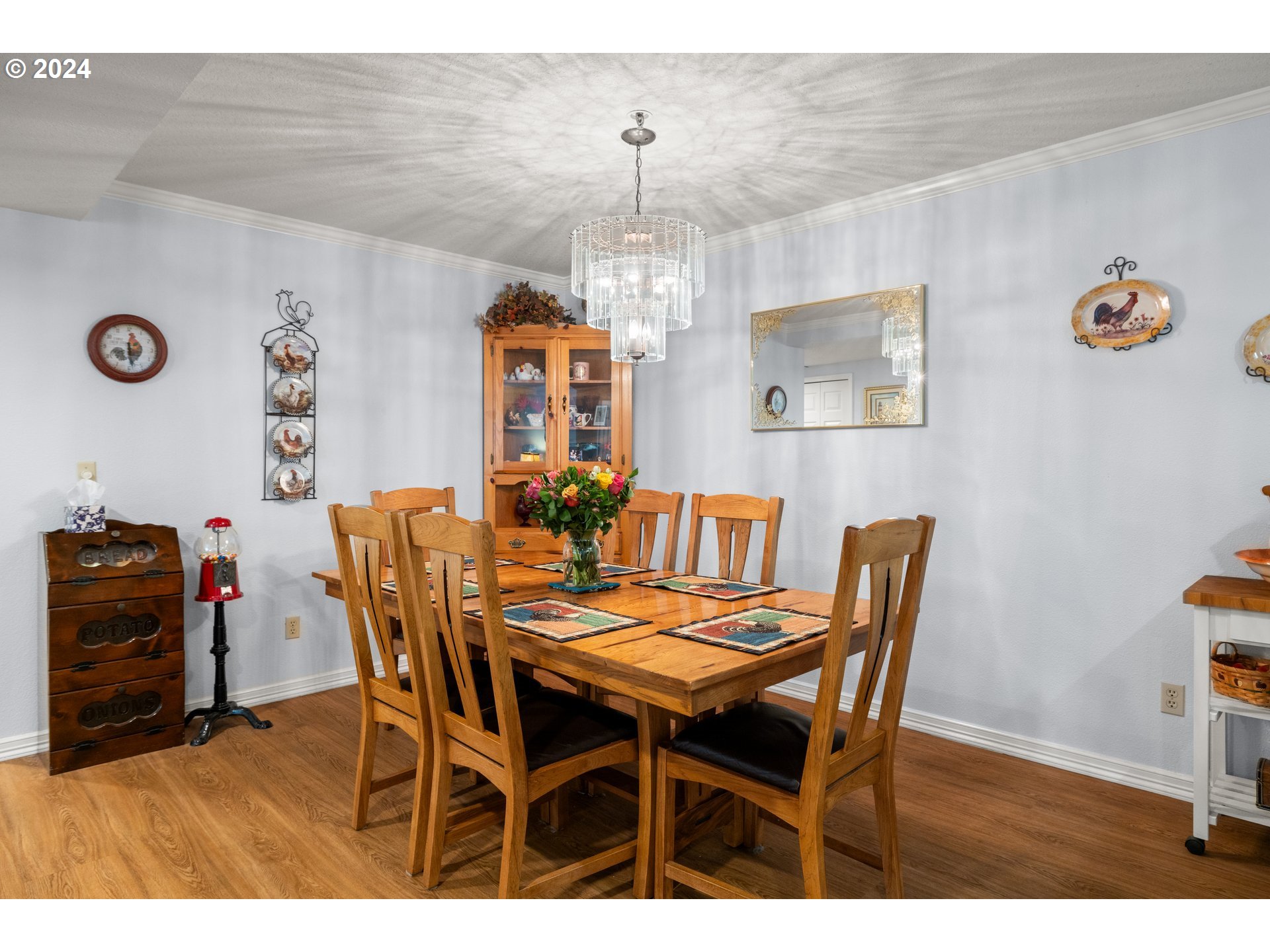 15420 Northeast Knott Street, Unit 18 Portland, OR 97230 - Photo 7 of 25