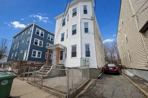 $2,600 | 8 Berkeley Street, Unit 1, Watertown, MA 02472