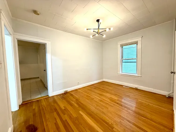 $2,700 | 8 Berkeley Street, Unit 1, Watertown, MA 02472