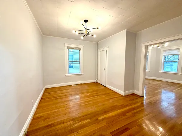 $2,700 | 8 Berkeley Street, Unit 1, Watertown, MA 02472