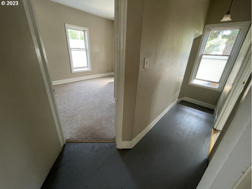 814 East 4th Street Newberg, OR 97132 - Photo 13 of 22