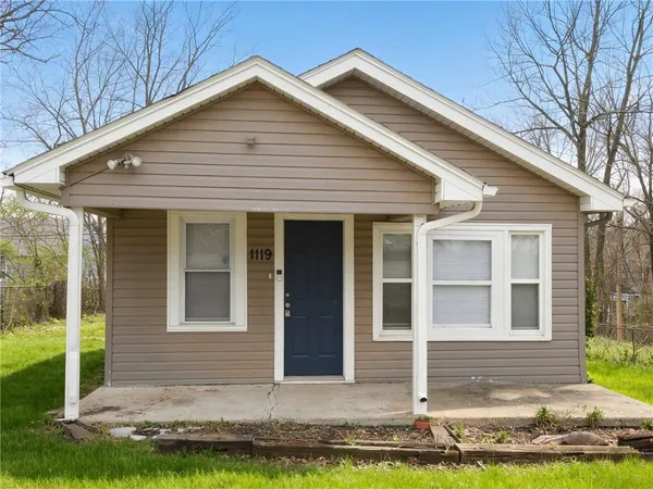 $159,000 | 1119 East 84th Street, Kansas City, MO 64131