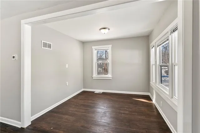 $180,000 | 1119 East 84th Street, Kansas City, MO 64131