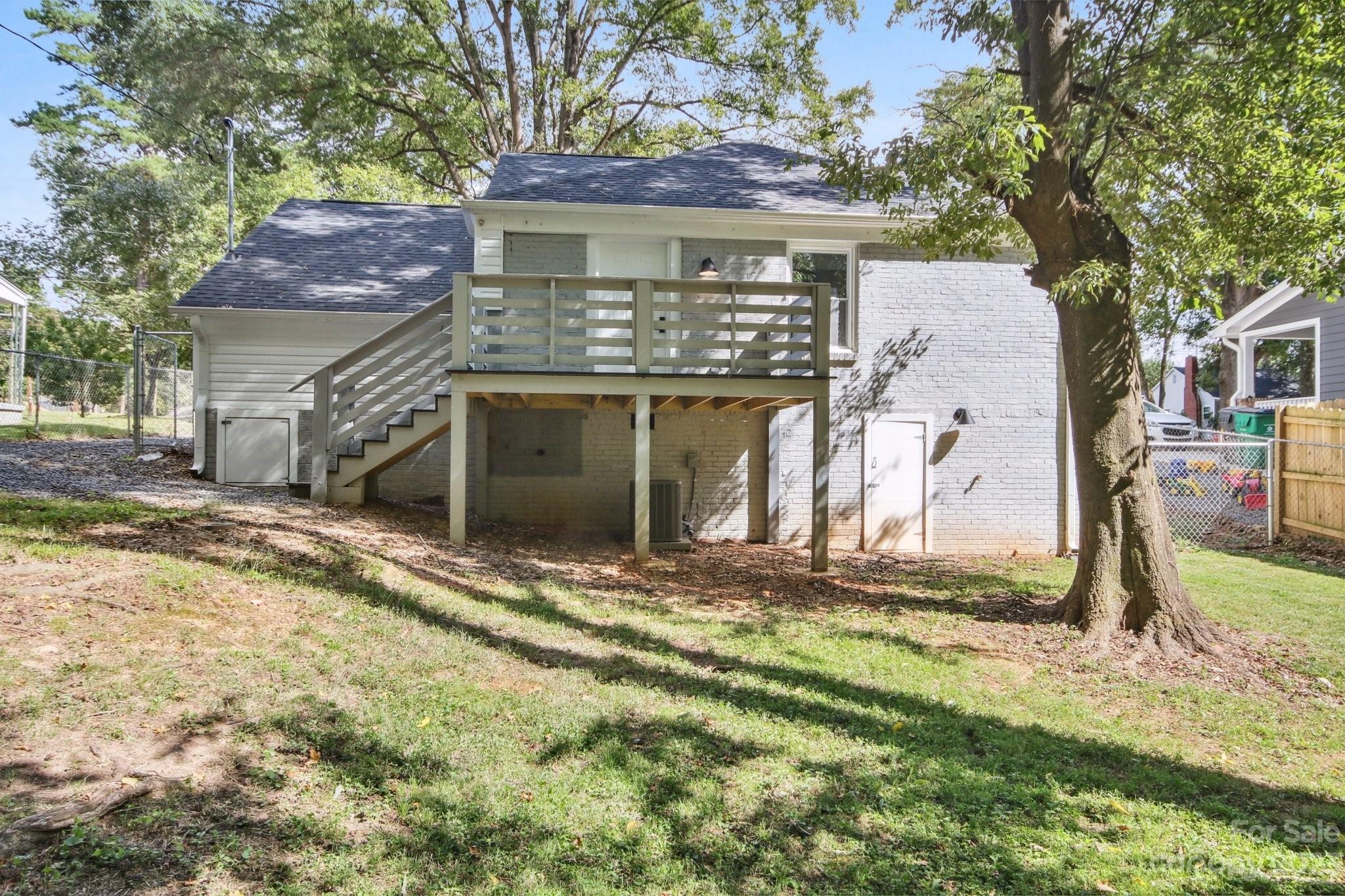 2908 Beech Nut Road Charlotte, NC 28208 - Photo 12 of 13 Gallery Image 12
