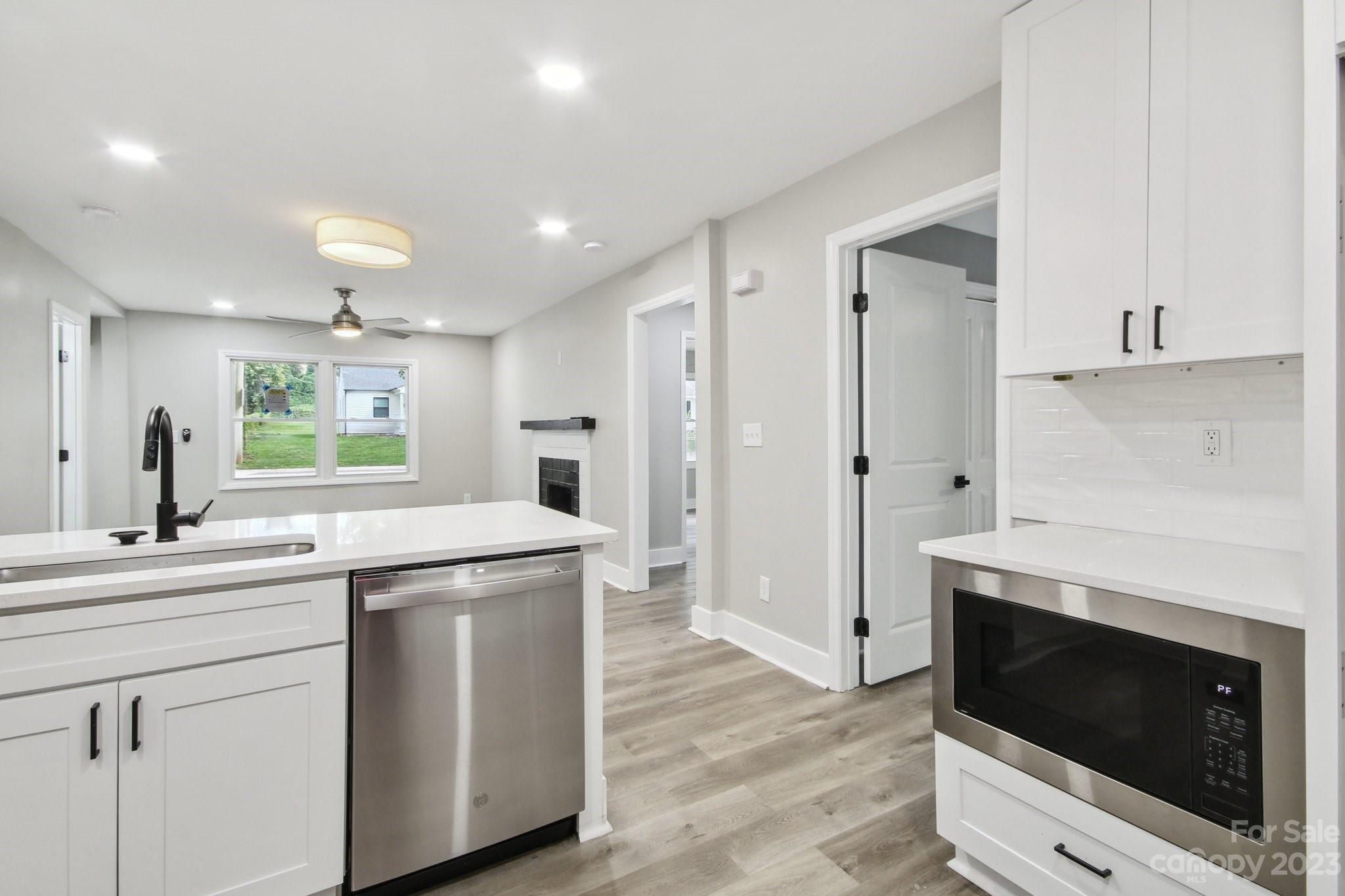 2908 Beech Nut Road Charlotte, NC 28208 - Photo 8 of 13 Gallery Image 8