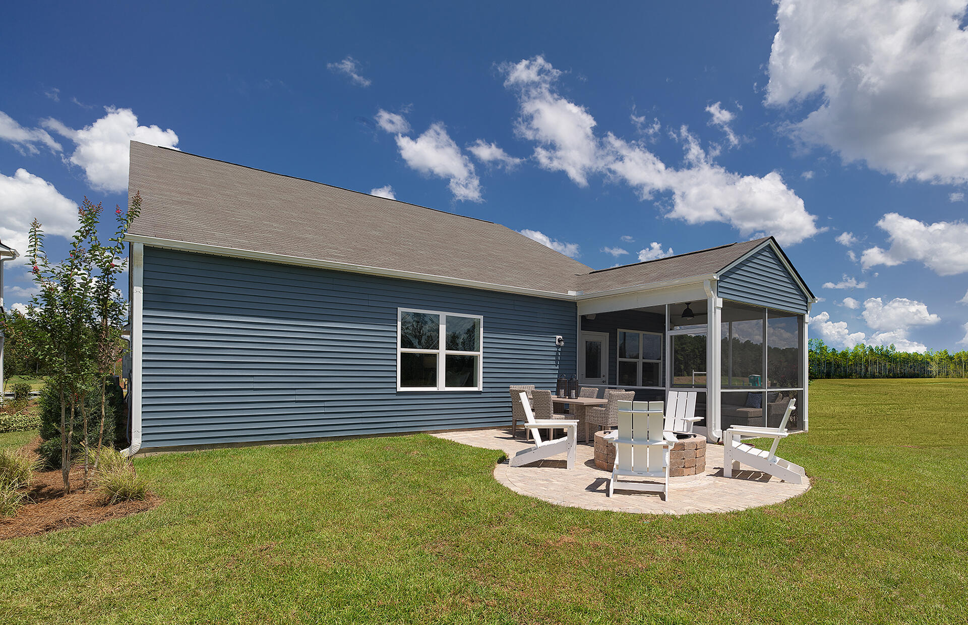 SC-EX-Compton-Bradford Pointe Screened L