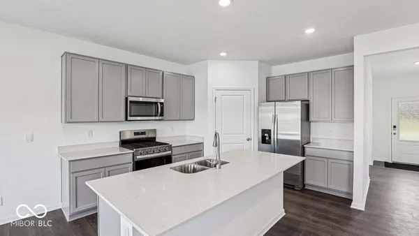 $393,900 | 7950 Dogwood Court, New Palestine, IN 46163