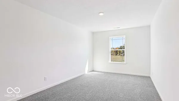 $393,900 | 7950 Dogwood Court, New Palestine, IN 46163