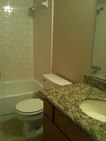 $2,300 | 12511 Riverbend Street, Mont Belvieu, TX 77523