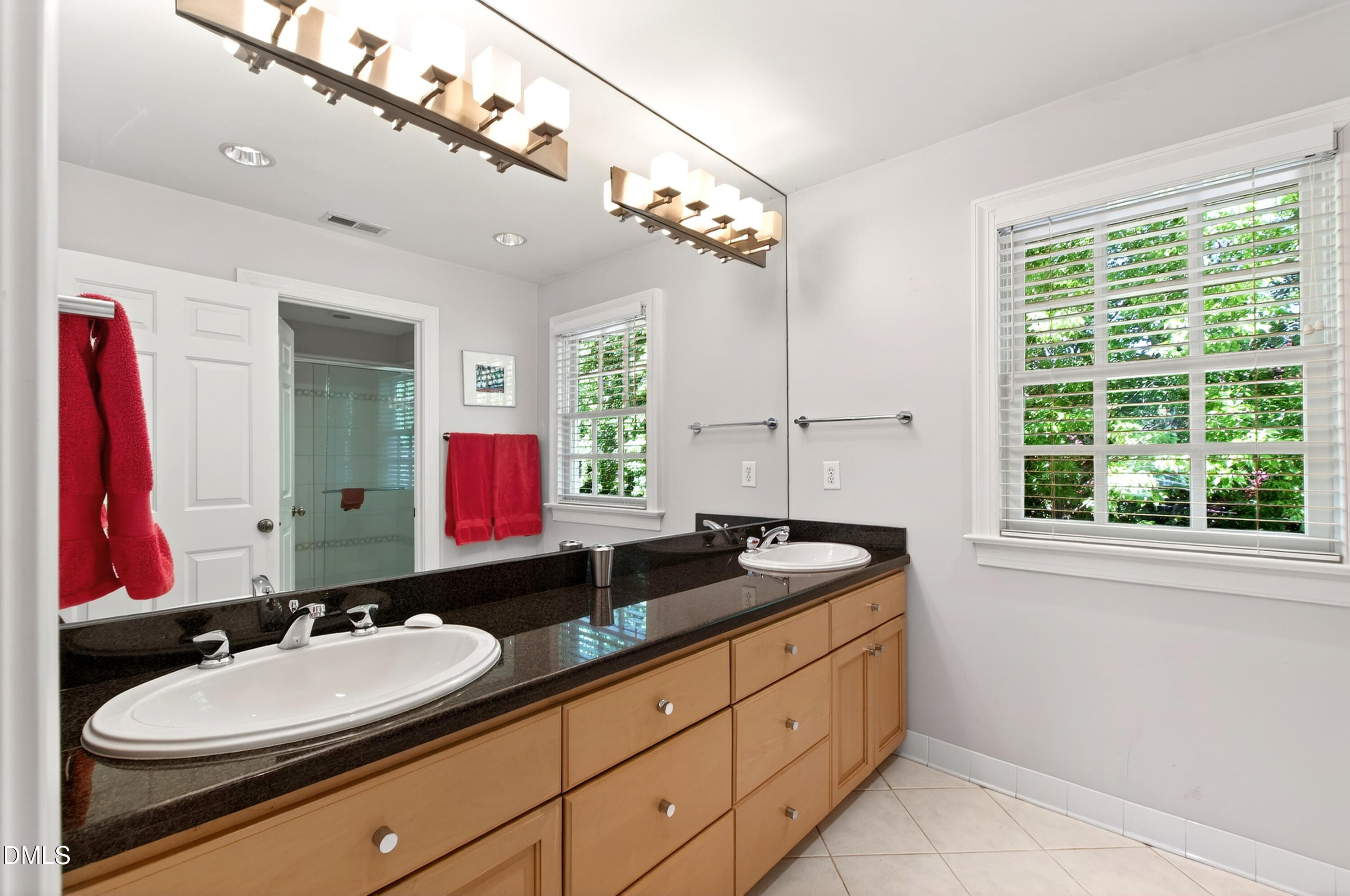 325 Buncombe Street Raleigh, NC 27609 - Photo 54 of 88 Buncombe (70)