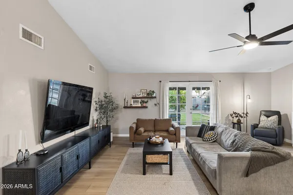 $439,000 | 3943 West Willow Avenue, Phoenix, AZ 85029