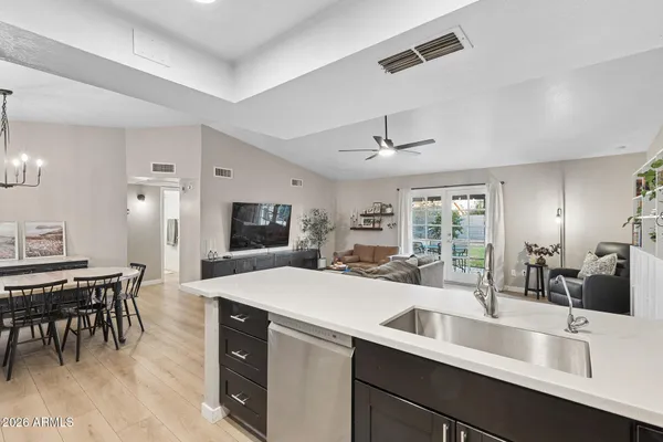 $439,000 | 3943 West Willow Avenue, Phoenix, AZ 85029