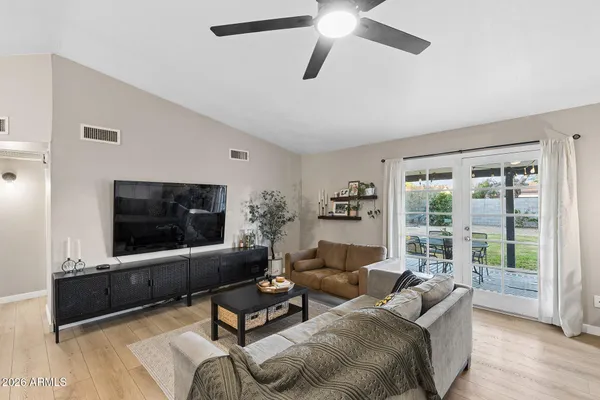 $439,000 | 3943 West Willow Avenue, Phoenix, AZ 85029