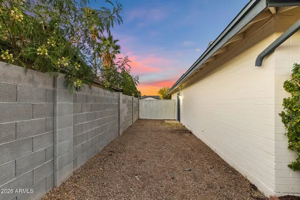 $439,000 | 3943 West Willow Avenue, Phoenix, AZ 85029