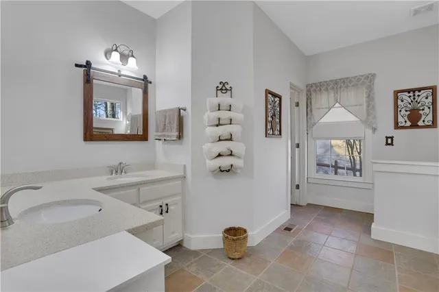 $565,000 | 600 Wake Robin Drive, Jasper, GA 30143