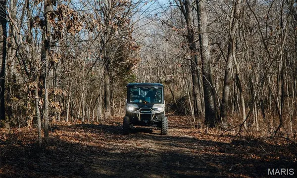 $549,900 | 38925 Stonepiler Avenue, Edwards, MO 65326