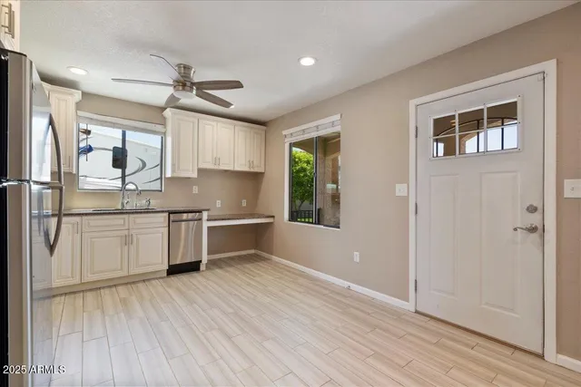 $950,000 | 1670 East Whitten Street, Chandler, AZ 85225