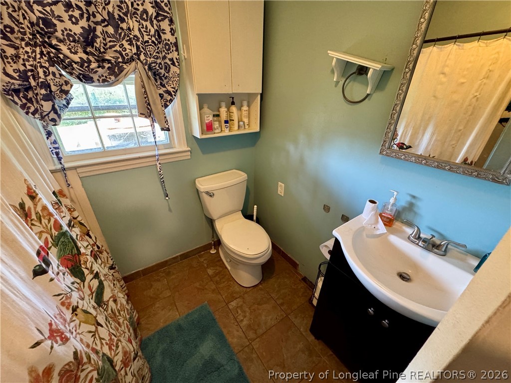 2737 Ward Store Road Fairmont, NC 28340 - Photo 20 of 48