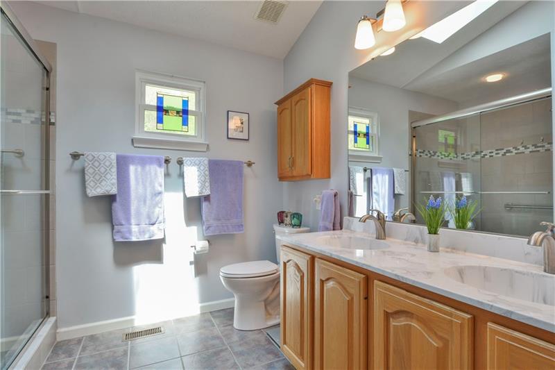 709 McClellan Court McKees Rocks, PA 15136 - Photo 14 of 25 Master Bathroom