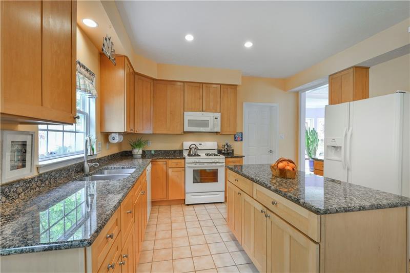 709 McClellan Court McKees Rocks, PA 15136 - Photo 9 of 25 Kitchen