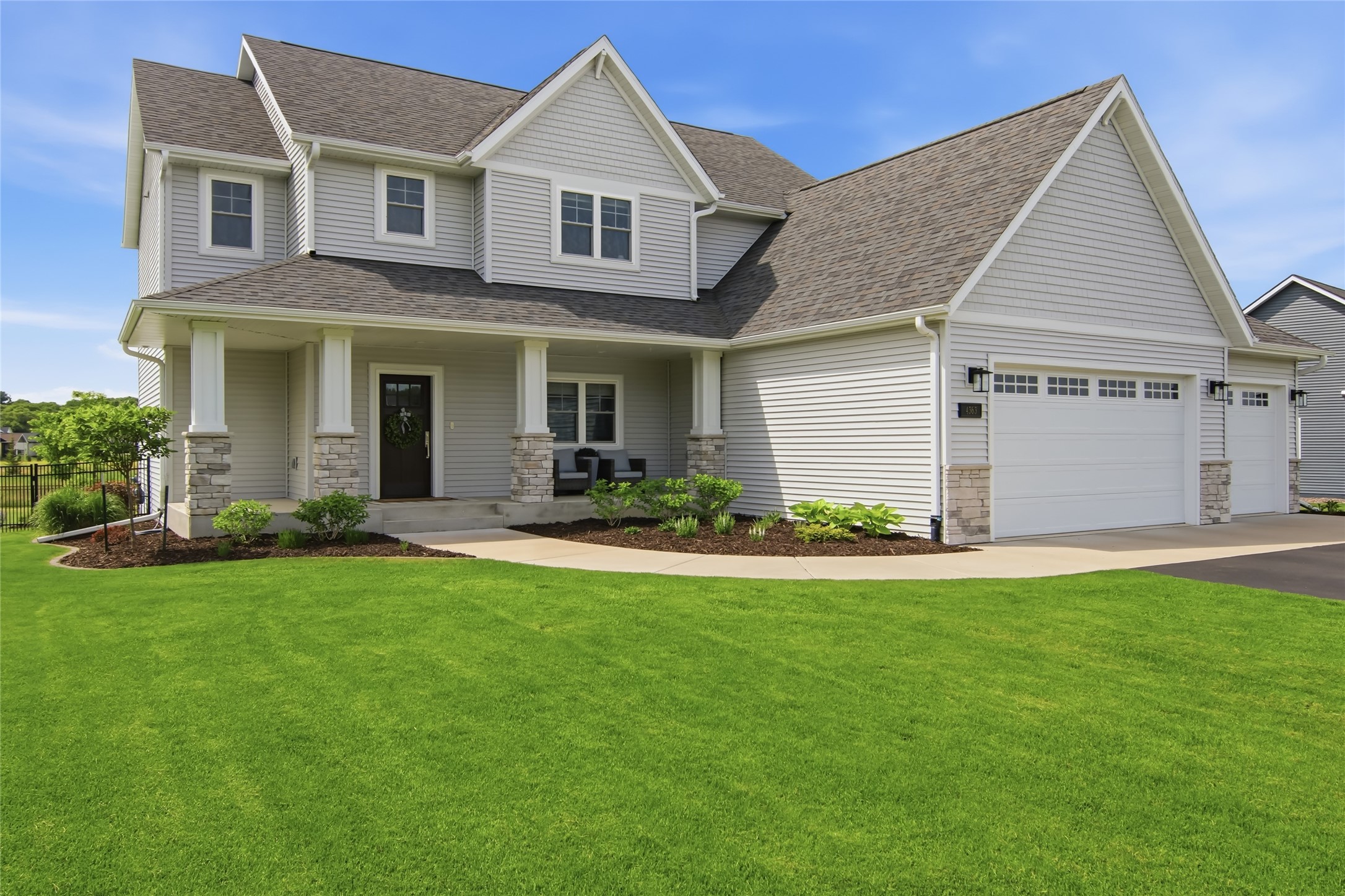4363 Trilogy Road Eau Claire, WI 54701 - Photo 2 of 39
