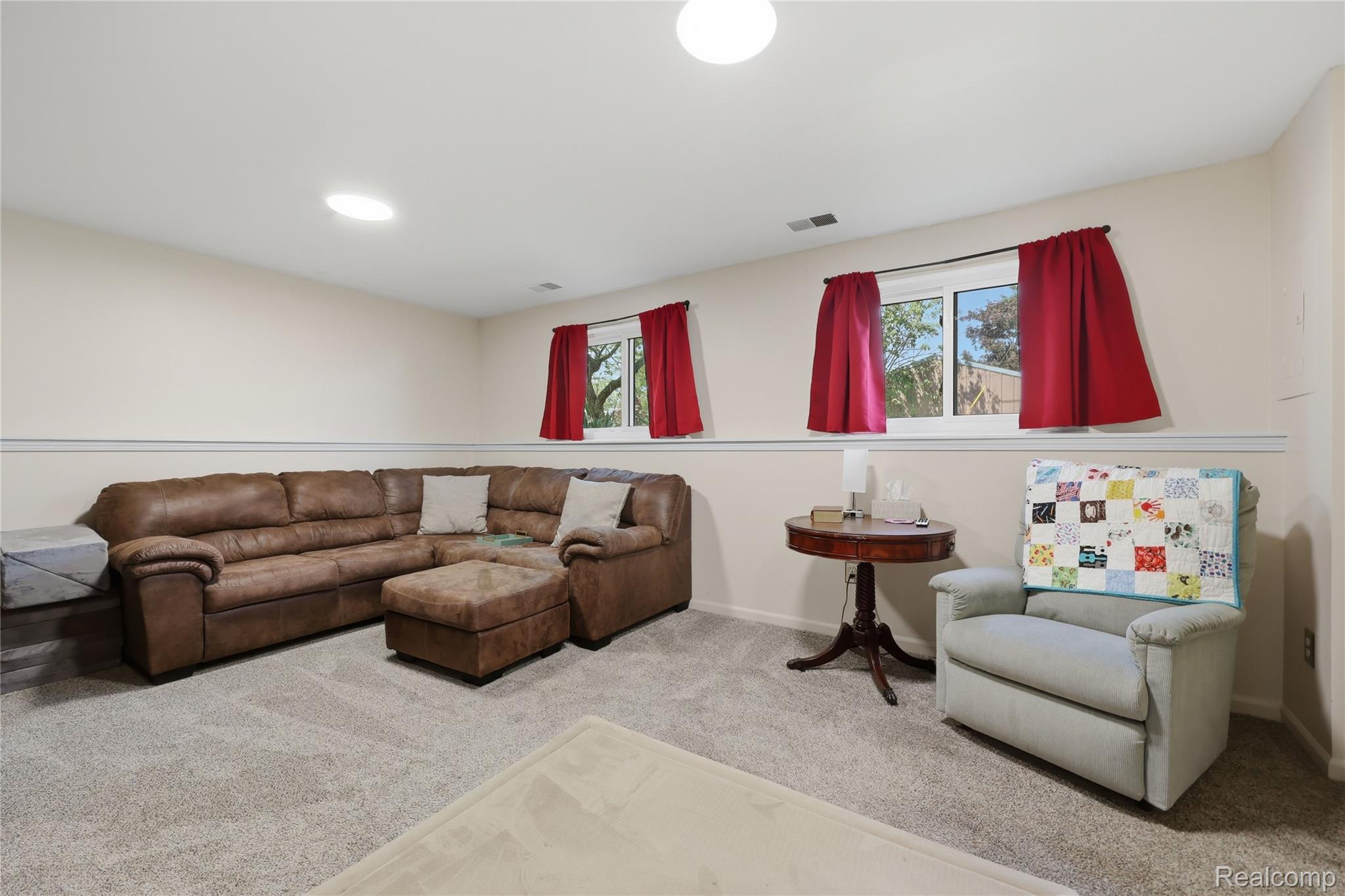 5069 Warmbriar Road White Lake, MI 48383 - Photo 25 of 36 warmbriar-23.jpg