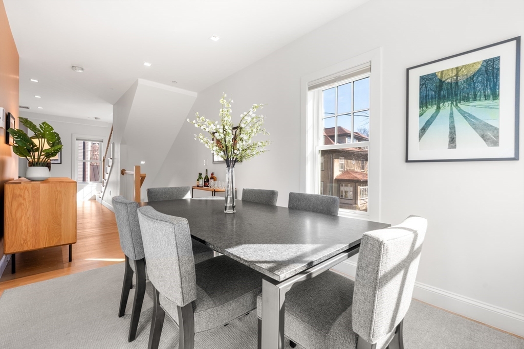 21 Crowninshield Road, Unit 21 Brookline, MA 02446 - Photo 8 of 26