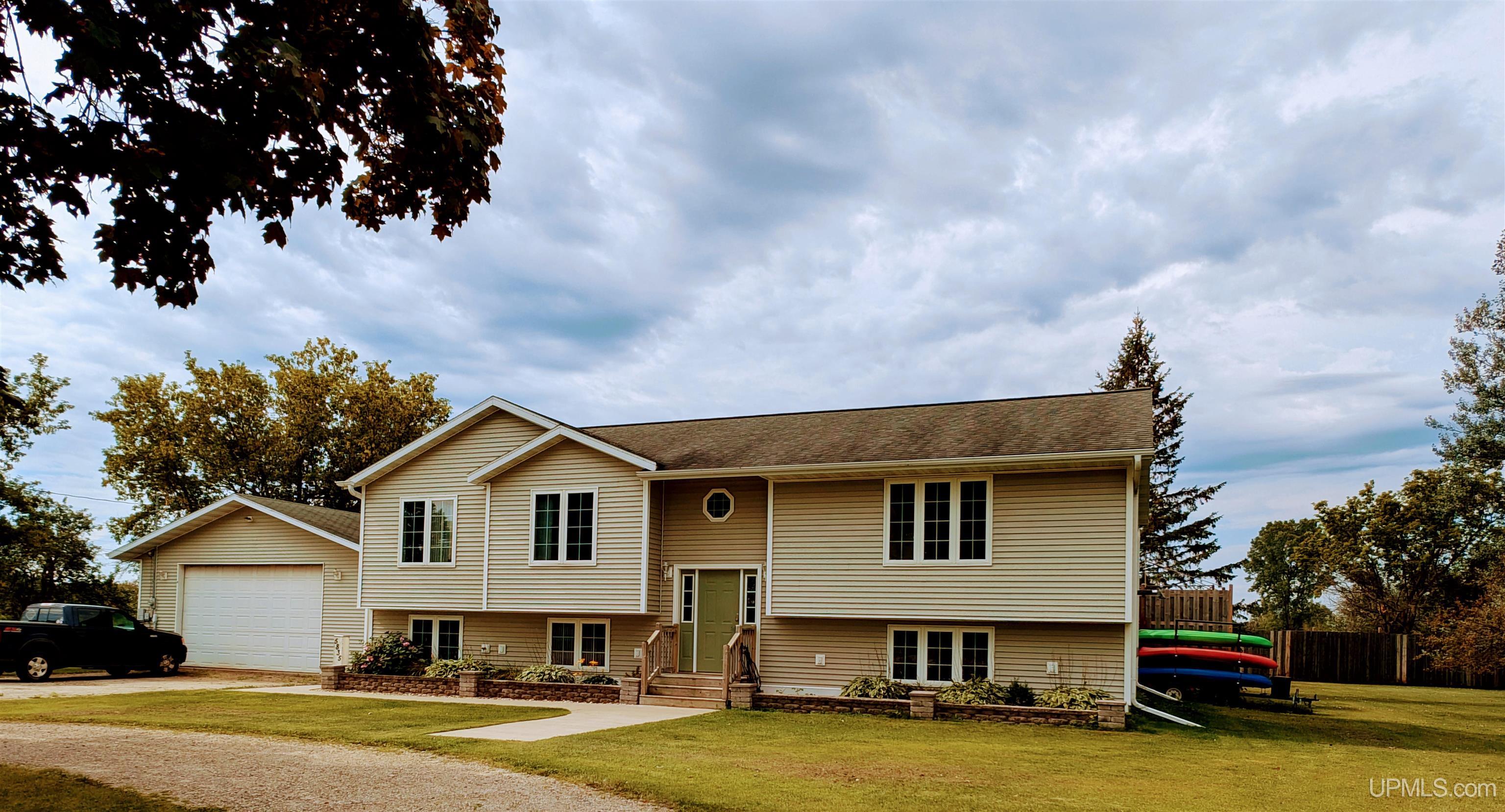 5835 F Road Bark River, MI 49807 - Photo 47 of 48 Gallery Image 47