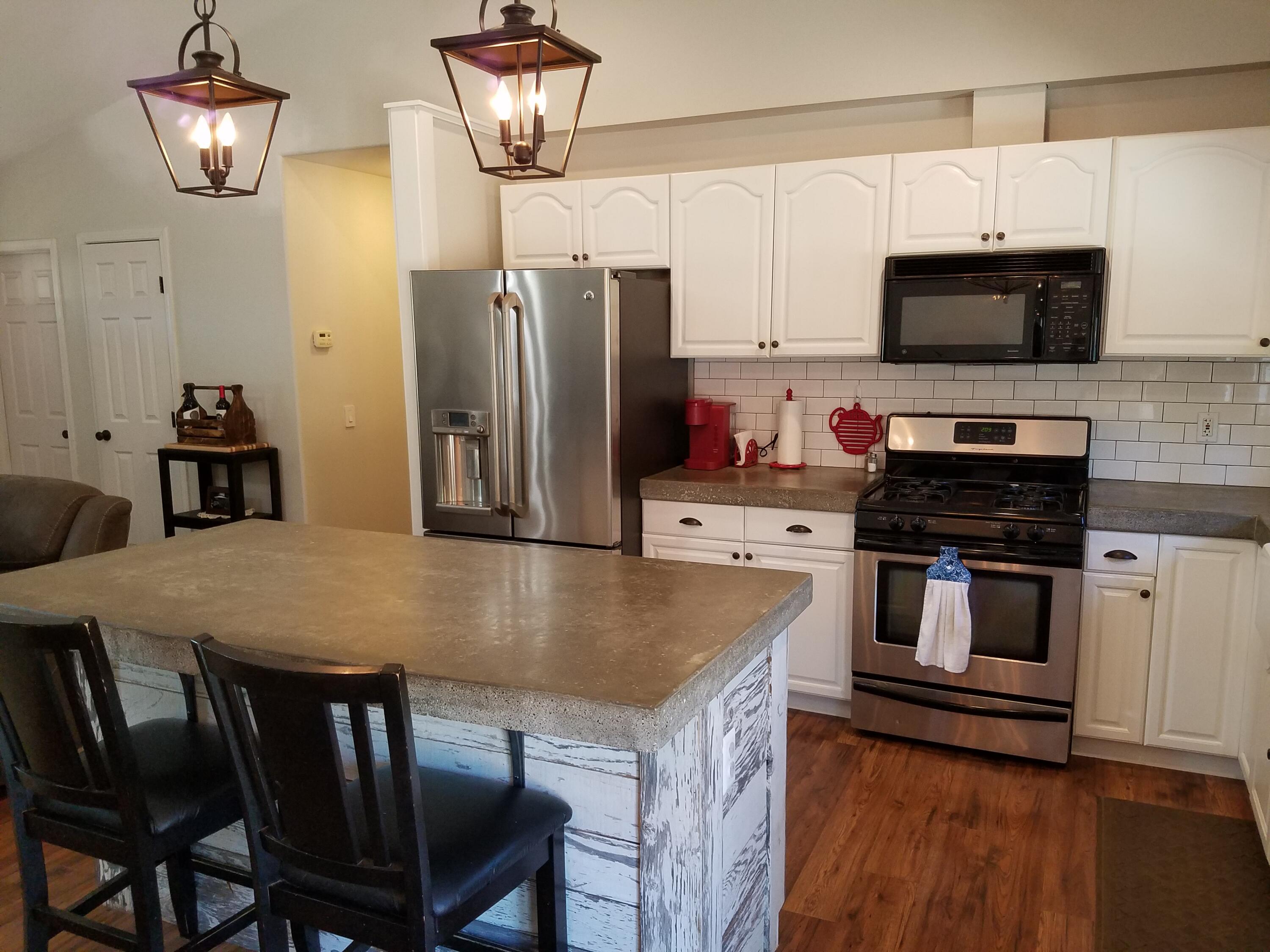 6711 Black Butte Road Shingletown, CA 96088 - Photo 21 of 40 KITCHEN V3