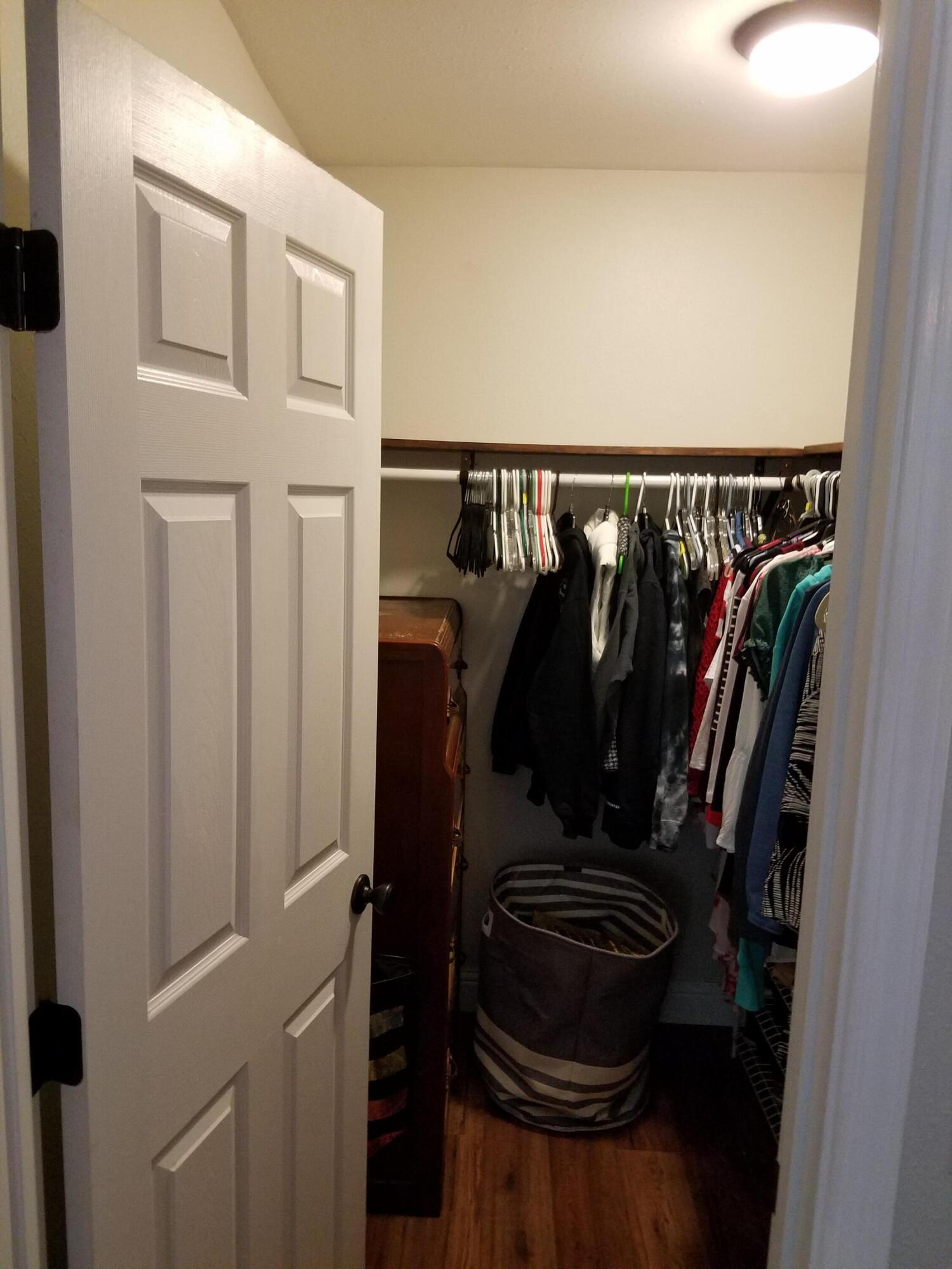6711 Black Butte Road Shingletown, CA 96088 - Photo 32 of 40 MASTER WALK IN CLOSET