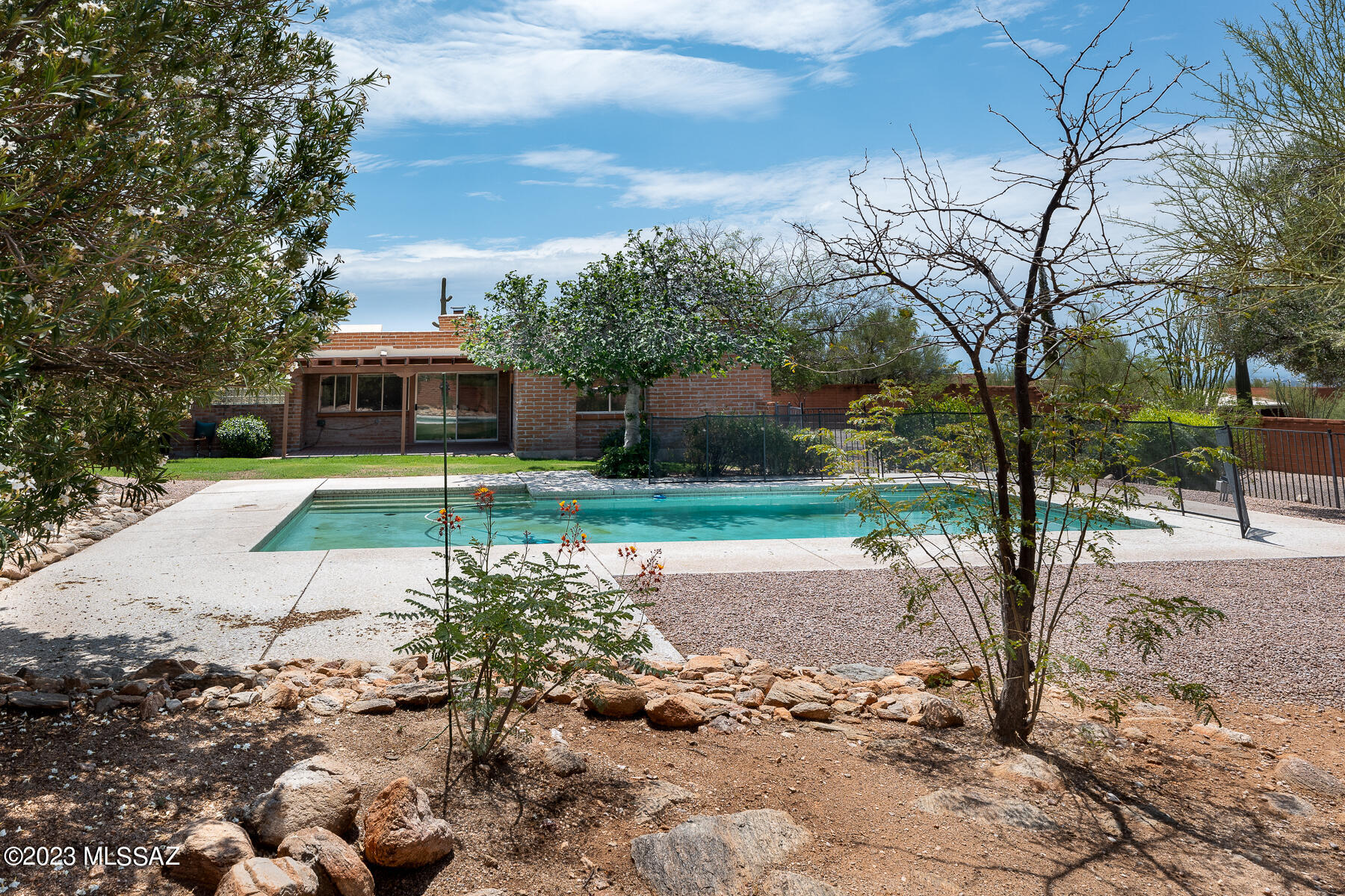 6942 North Table Mountain Road Tucson, AZ 85718 - Photo 37 of 43
