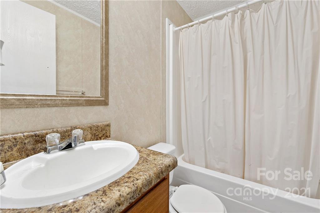 190 Morehead Road Marion, NC 28752 - Photo 27 of 31 Gallery Image 27