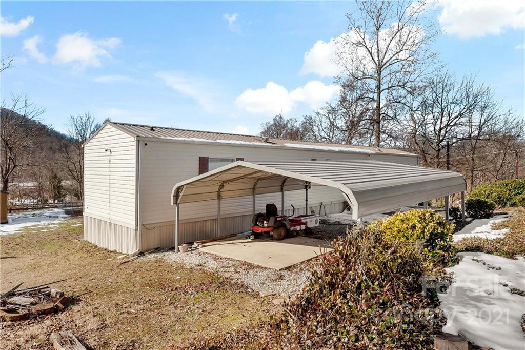 190 Morehead Road Marion, NC 28752 - Photo 7 of 31 Gallery Image 7