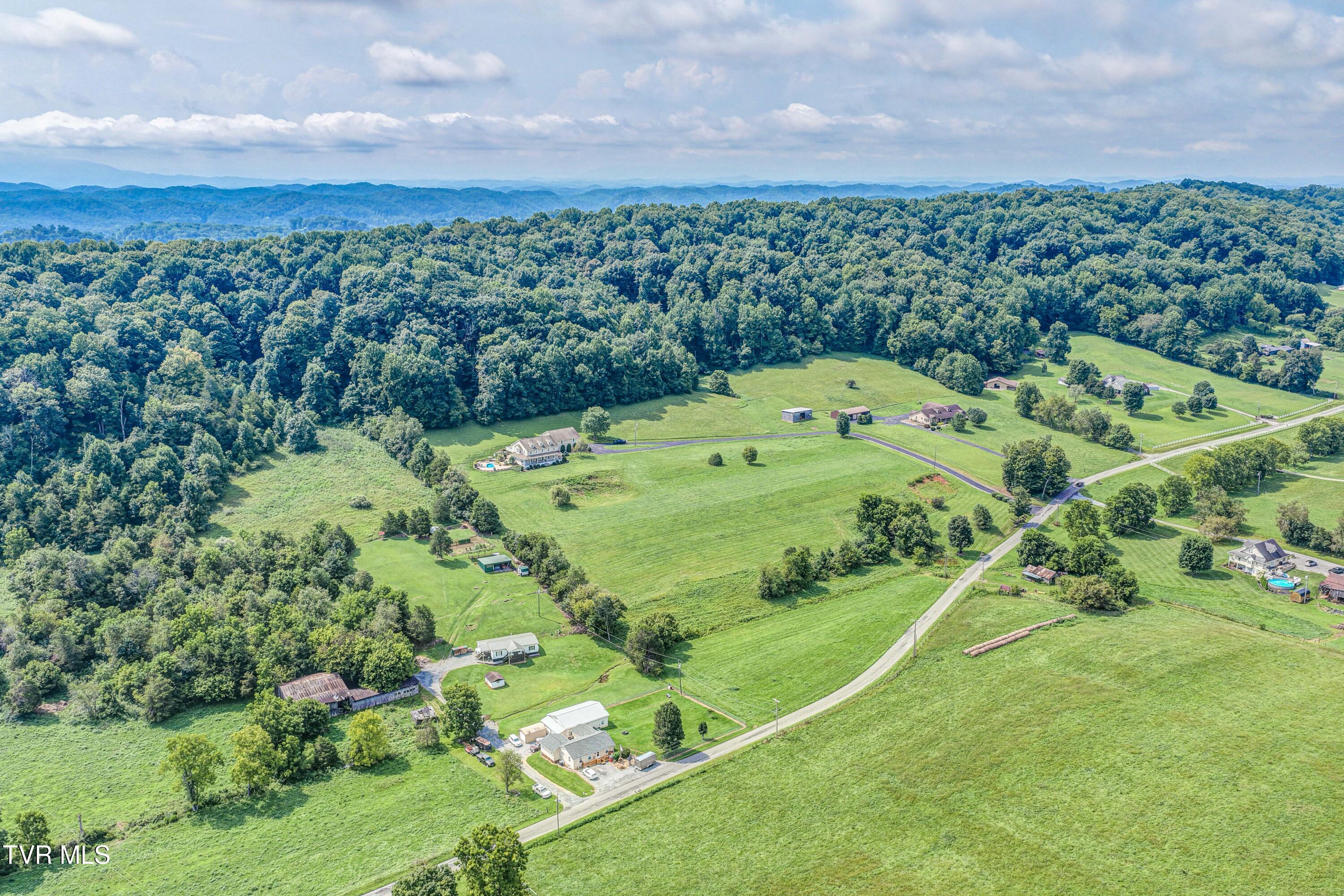 5148 Dishner Valley Road Bristol, VA 24202 - Photo 107 of 117 DJI_20260814113723_0965_D_6_D_7_D_8_D_9_