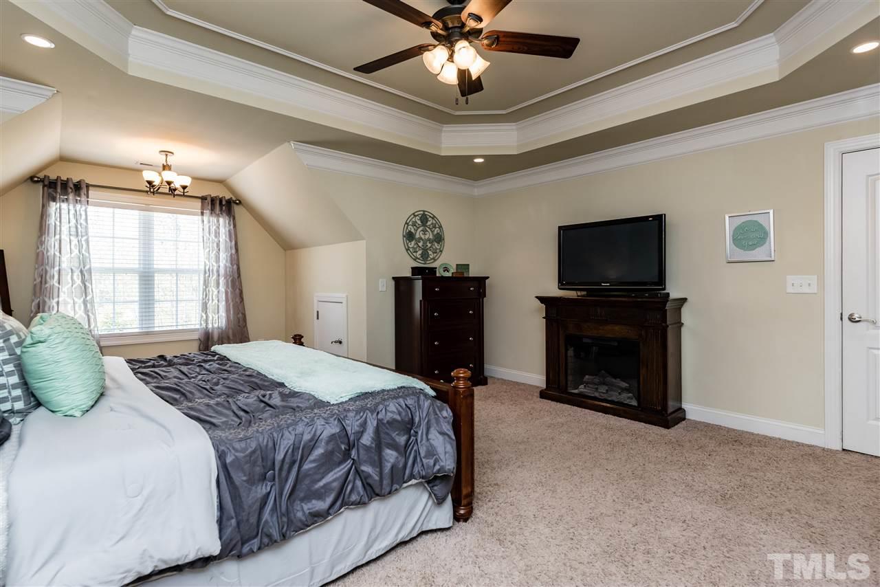 409 Deacon Ridge Street Wake Forest, NC 27587 - Photo 15 of 25 Gallery Image 15