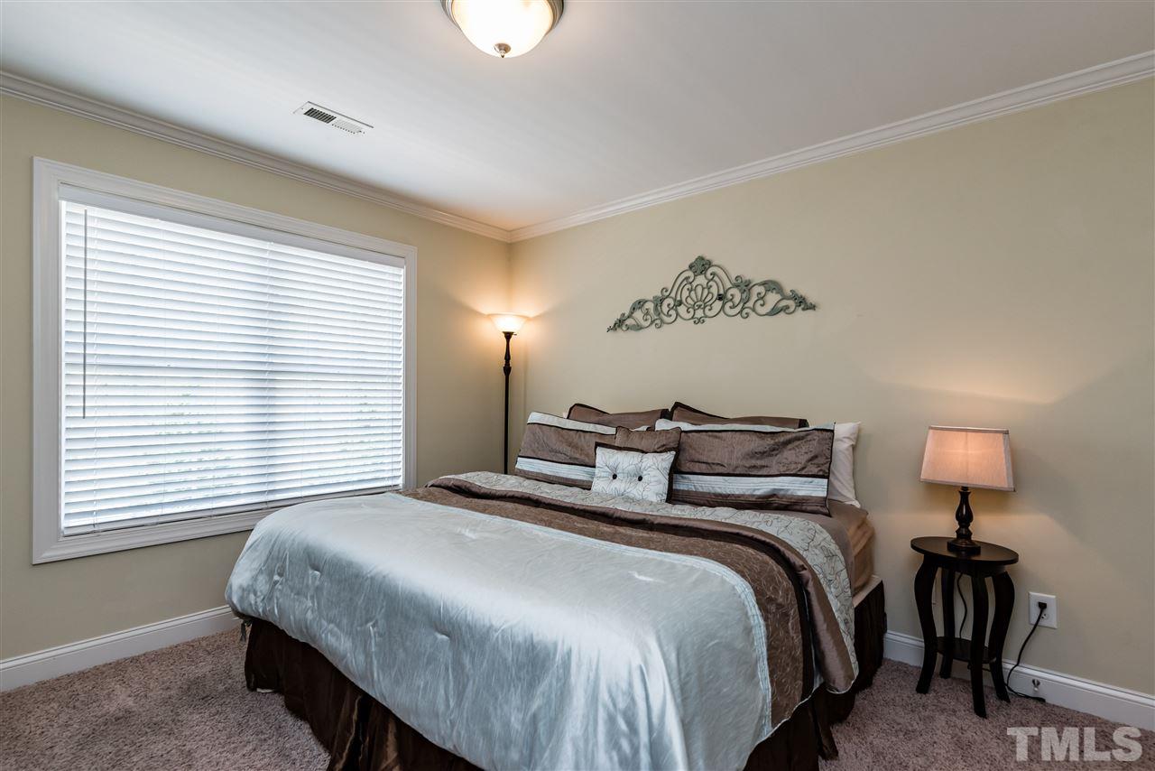 409 Deacon Ridge Street Wake Forest, NC 27587 - Photo 19 of 25 Gallery Image 19