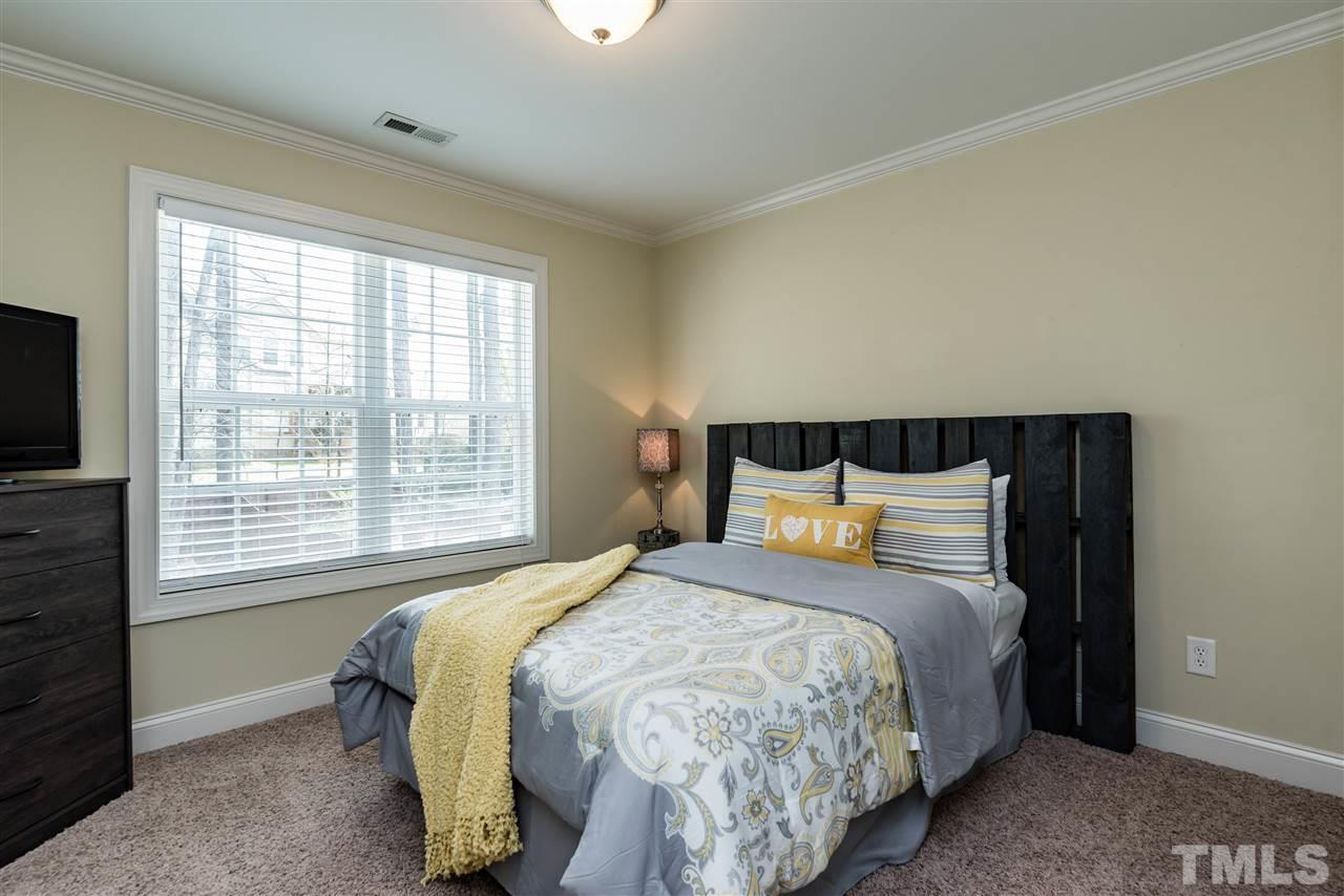 409 Deacon Ridge Street Wake Forest, NC 27587 - Photo 20 of 25 Gallery Image 20
