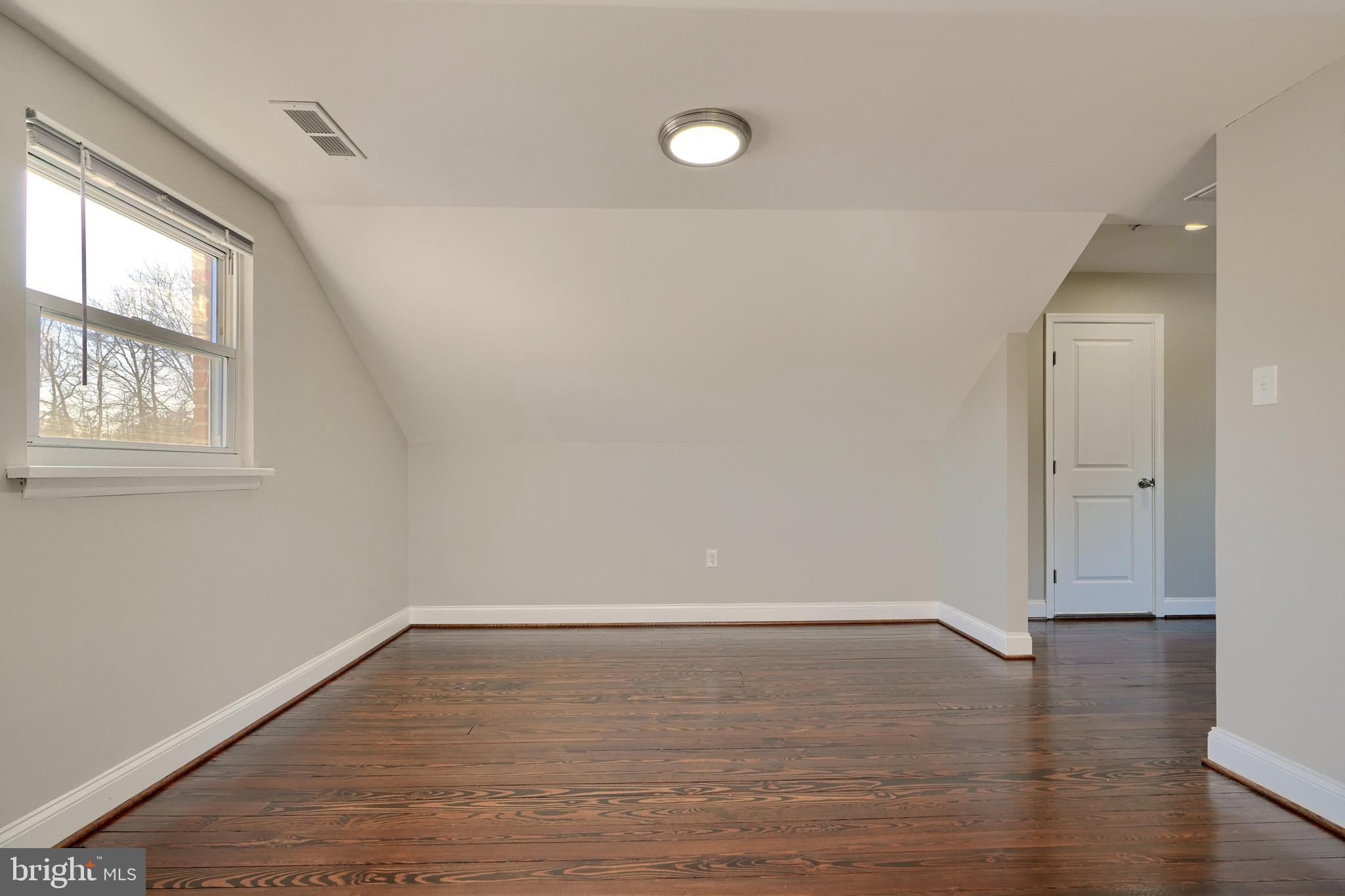 148 Carvel Beach Road Curtis Bay, MD 21226 - Photo 26 of 55 Upper level