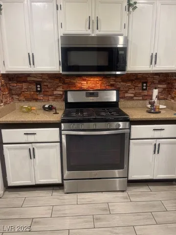 $1,899 | 3128 Spring City Avenue, North Las Vegas, NV 89081