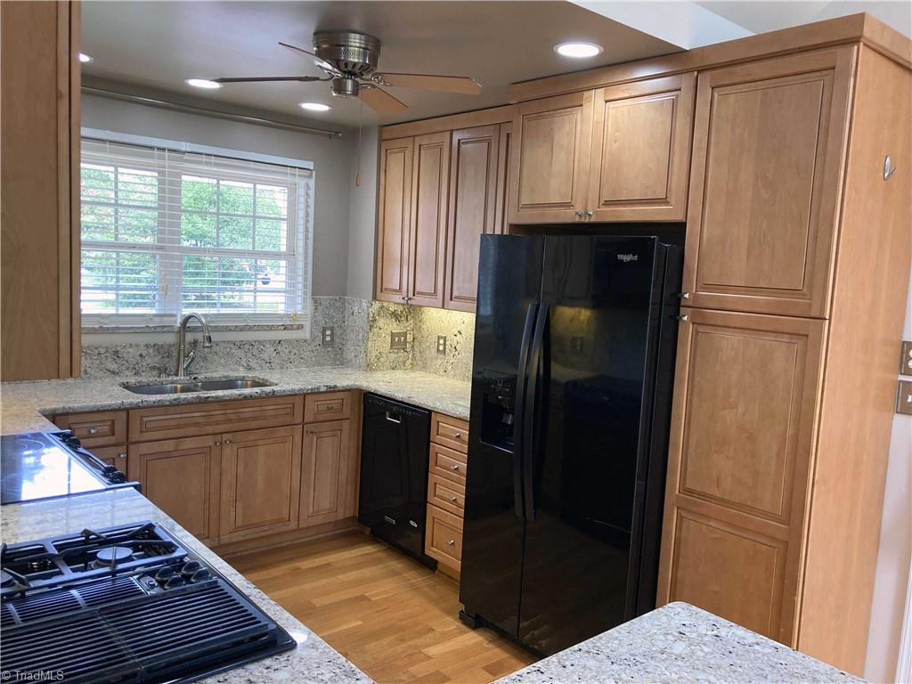 1391 Beckner Road Lexington, NC 27292 - Photo 5 of 50 Kitchen