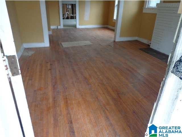 1144 14th Place Southwest Birmingham, AL 35211 - Photo 3 of 10