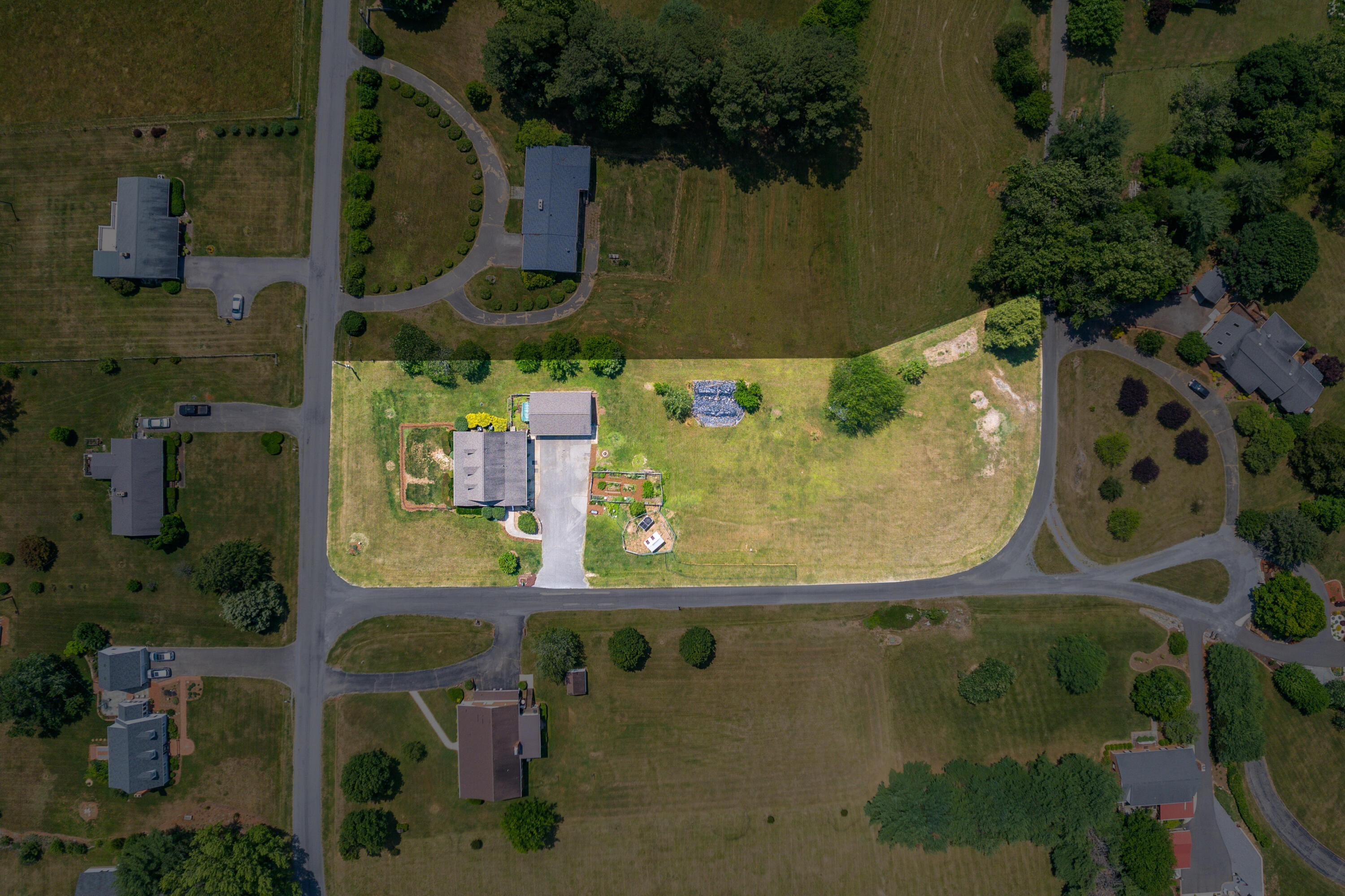 1747 Three Otters Road Bedford, VA 24523 - Photo 17 of 91 17