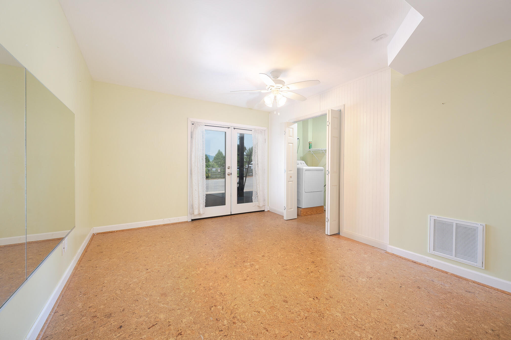 1747 Three Otters Road Bedford, VA 24523 - Photo 51 of 91 z26