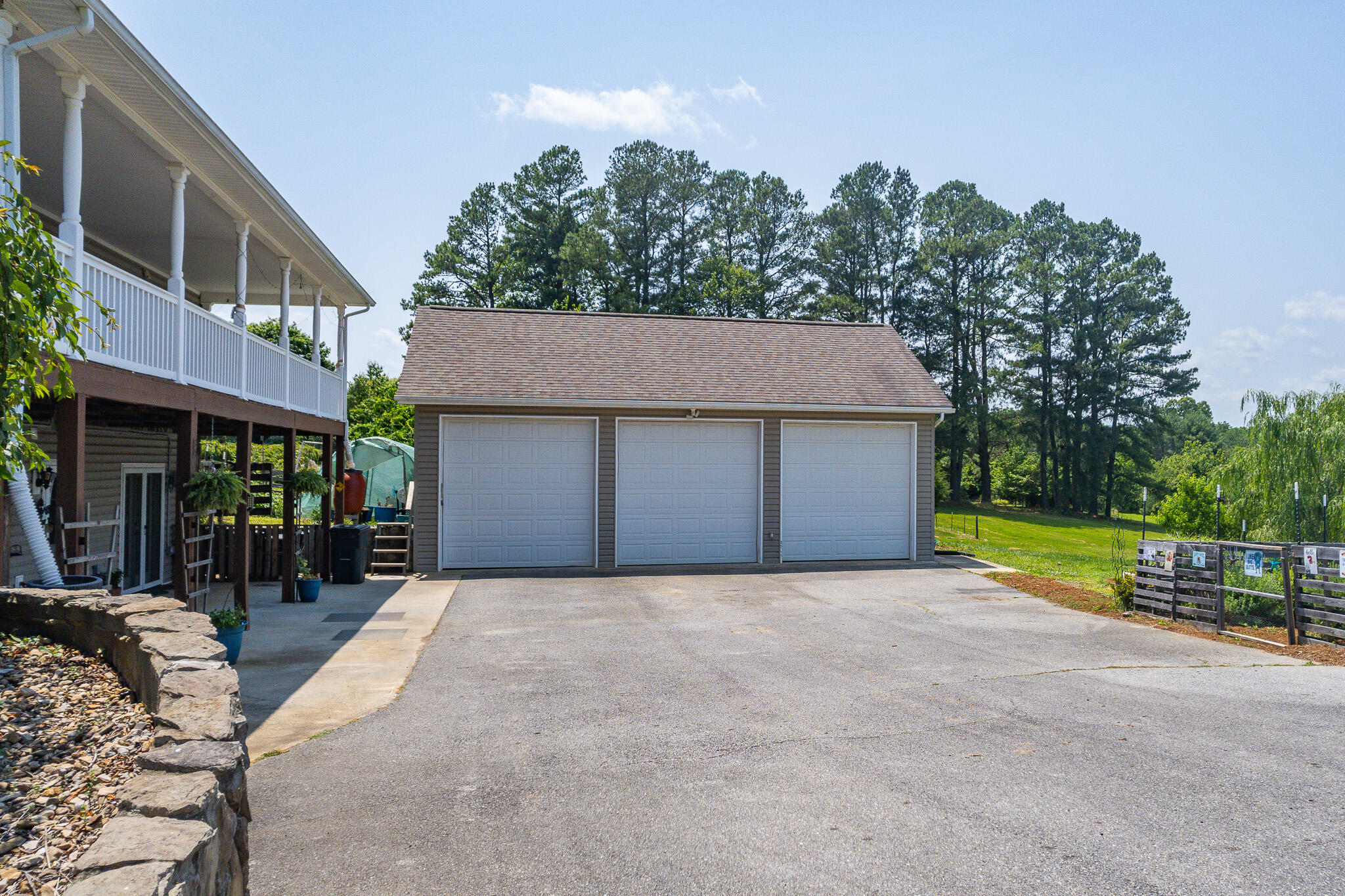 1747 Three Otters Road Bedford, VA 24523 - Photo 10 of 91 10