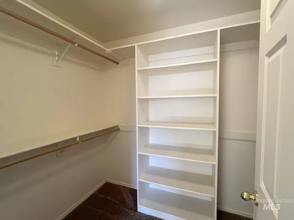 $329,900 | 329 West Ave J, Jerome, ID 83338