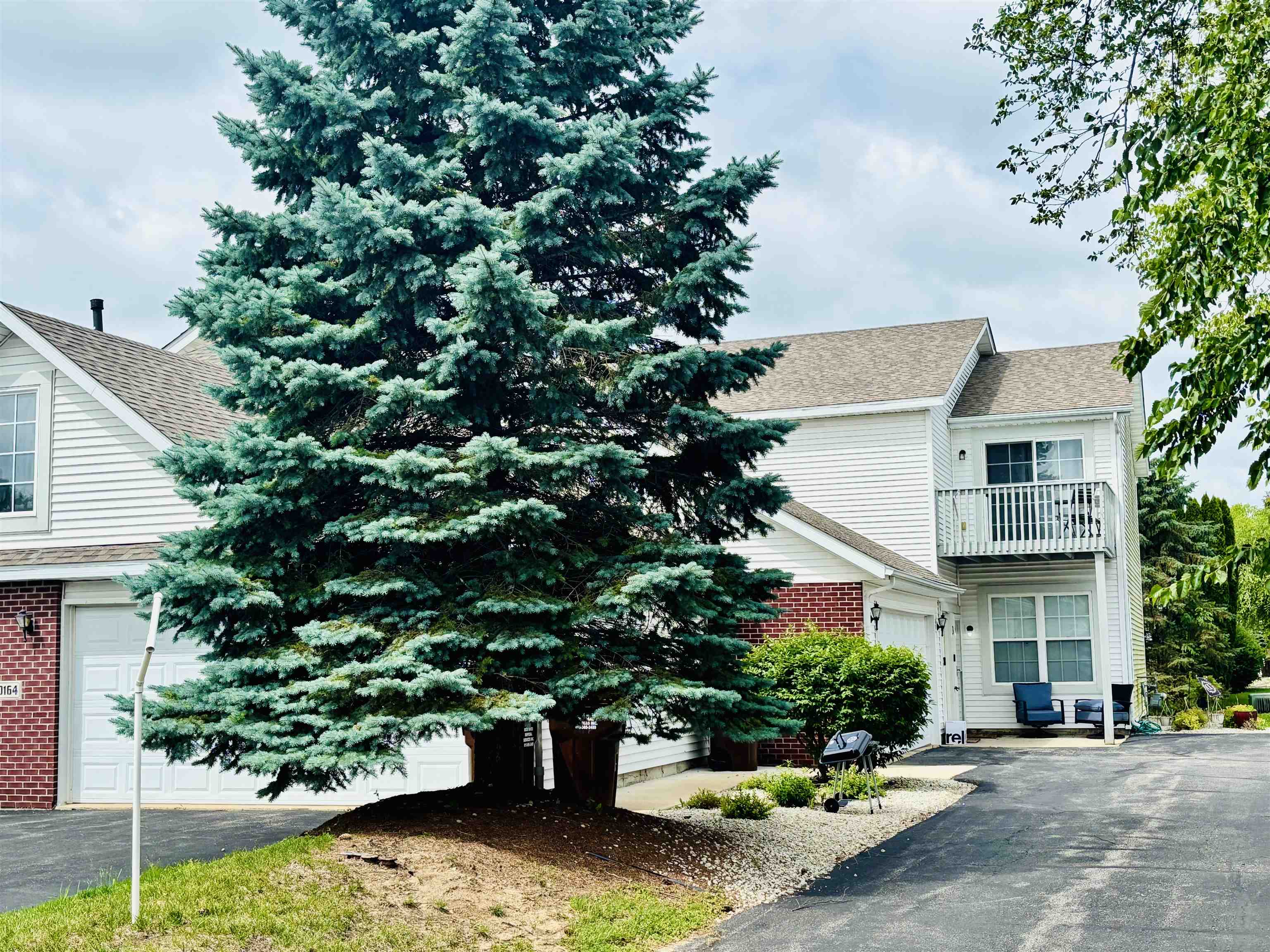 10164 Monarch Road Roscoe, IL 61073 - Photo 1 of 33