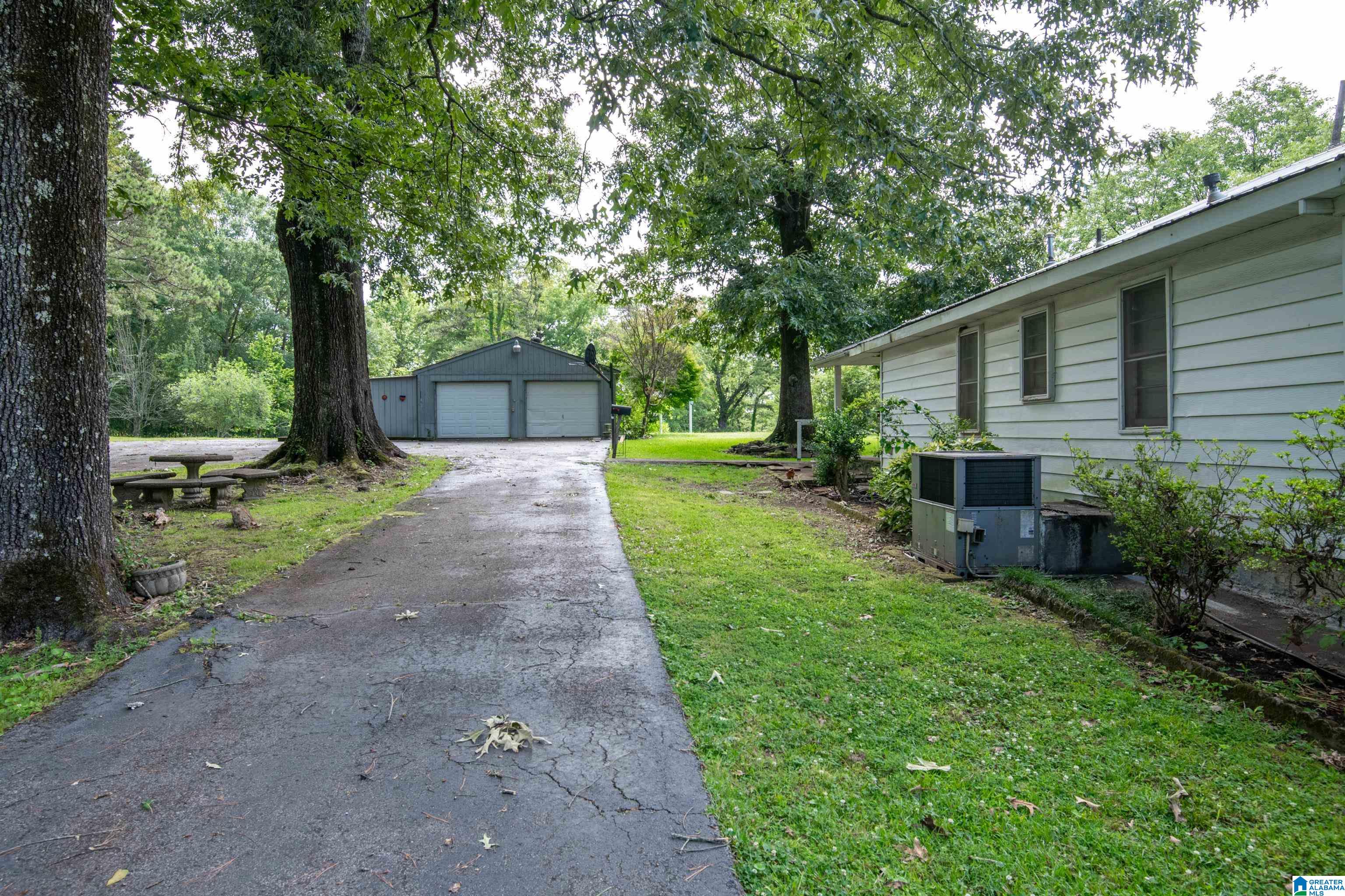 1230 Markeeta Spur Road Moody, AL 35004 - Photo 4 of 46