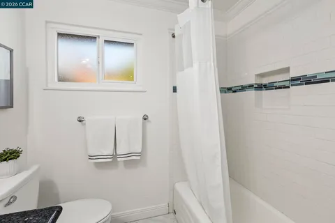 $1,695,000 | 3300 Betty Lane, Lafayette, CA 94549