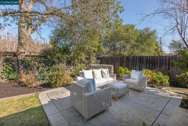 $1,695,000 | 3300 Betty Lane, Lafayette, CA 94549